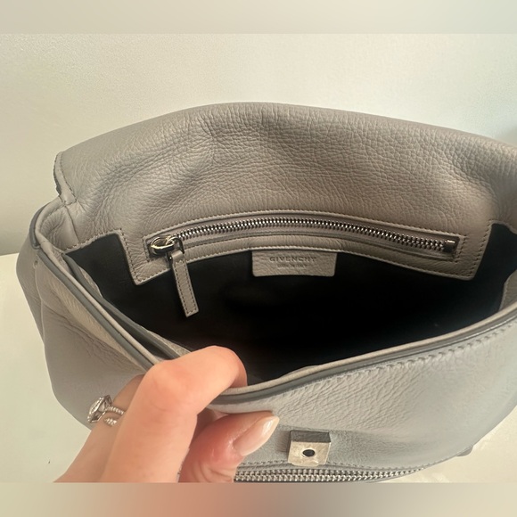 Givenchy Medium Pandora Flap Handbag Gray - Picture 9 of 16